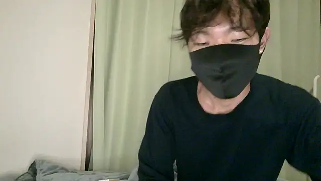 Snapshot of UKI06 chatting on December 2024 06:37:02 PM UKI06 online show from December 2024 06:37:02 PM