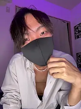 Snapshot of UKI06 chatting on January 2025 04:21:02 PM UKI06 online show from January 2025 04:21:02 PM