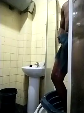 Snapshot of Polygamist chatting on September 2025 05:42:01 AM Polygamist online show from September 2025 05:42:01 AM