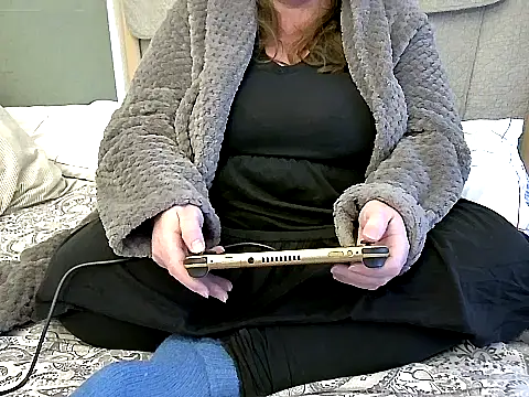 Snapshot of MarthaBriest chatting on October 2025 08:49:01 AM MarthaBriest online show from October 2025 08:49:01 AM