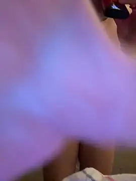 m0ondolly online show from March 2026 04:06:01 AM