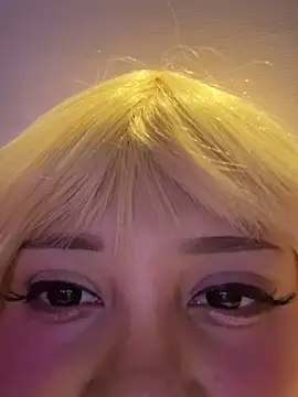 m0ondolly online show from April 2026 07:06:01 AM