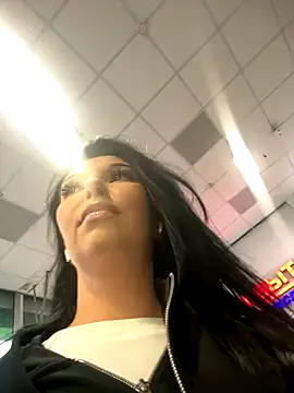 Snapshot of Tisha_Busty chatting on October 2025 10:33:02 AM Tisha Busty online show from October 2025 10:33:02 AM