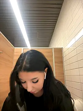 Snapshot of Tisha_Busty chatting on November 2025 10:37:01 AM Tisha Busty online show from November 2025 10:37:01 AM