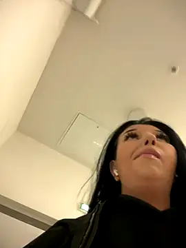 Snapshot of Tisha_Busty chatting on December 2025 01:16:02 PM Tisha Busty online show from December 2025 01:16:02 PM