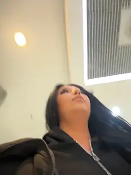 Tisha Busty online show from March 2026 01:40:02 PM