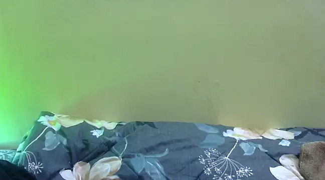 Tiny lusty online show from December 2024 10:54:02 PM