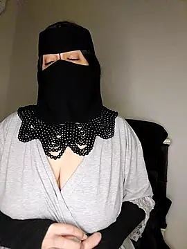 -Arab milf- online show from February 2025 04:00:02 PM