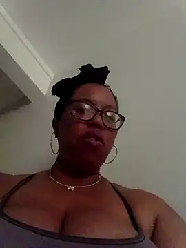 KittyKayla online show from October 2025 12:31:01 AM