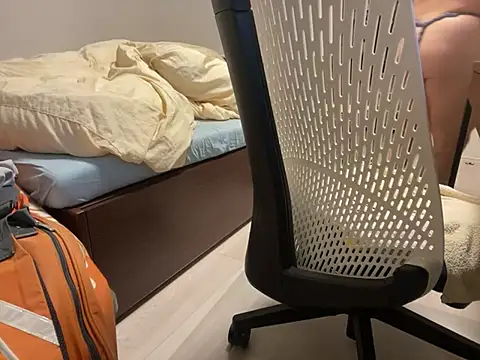 Snapshot of loinclothgay chatting on January 2025 07:45:01 AM loinclothgay online show from January 2025 07:45:01 AM