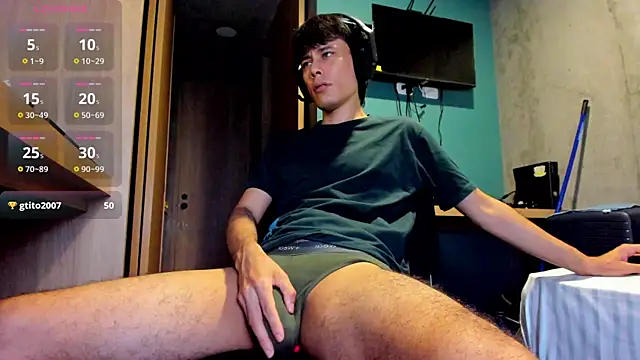 Huge latin cock online show from August 2026 11:07:02 PM
