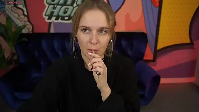 Snapshot of MaribelRiverr_ chatting on October 2025 05:37:01 AM MaribelRiverr online show from October 2025 05:37:01 AM