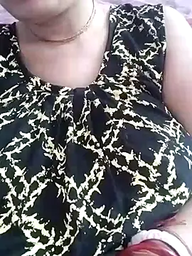 Snapshot of miss-Riy chatting on February 2025 04:28:01 PM miss-Riy online show from February 2025 04:28:01 PM