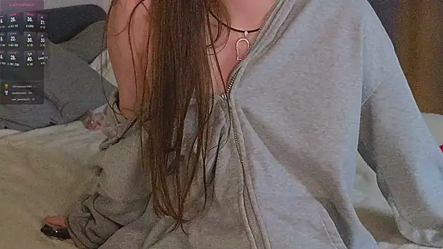 Roxie Mils online show from January 2025 09:16:01 PM