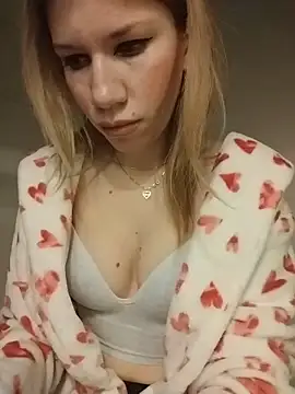 Snapshot of EvaRush chatting on February 2026 06:50:02 PM EvaRush online show from February 2026 06:50:02 PM