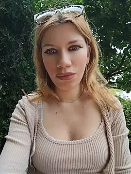 EvaRush online show from June 2026 09:33:02 AM