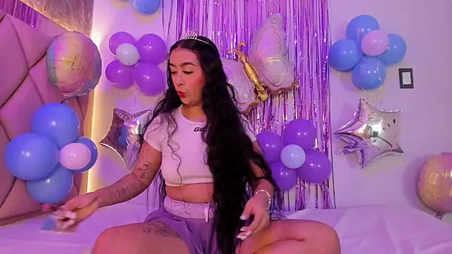 AntonellaQueenn online show from November 2025 11:34:02 AM