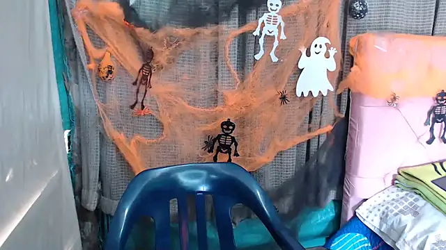 mom son dirty online show from October 2025 02:18:02 PM