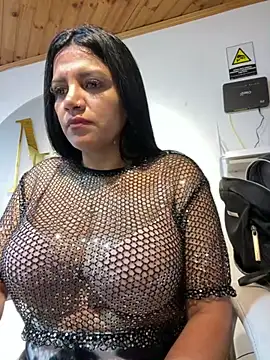 Snapshot of Milff_parkerrr chatting on February 2025 04:09:02 PM Milff parkerrr online show from February 2025 04:09:02 PM