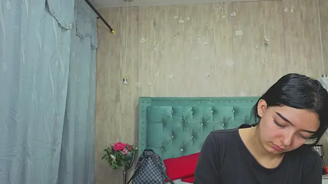 Marcelaa fox online show from February 2026 06:39:01 PM