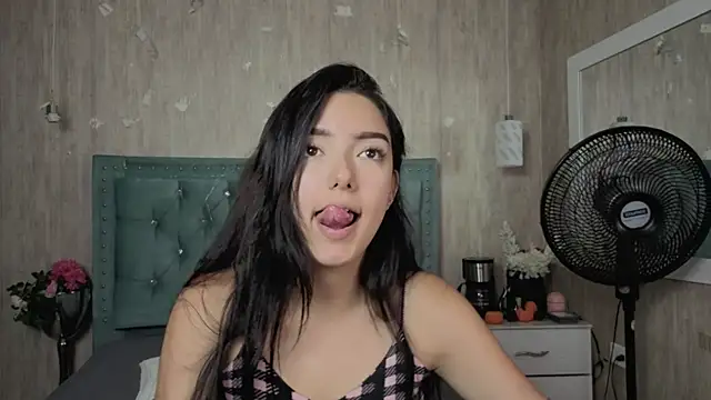 Marcelaa fox online show from March 2026 07:53:02 PM