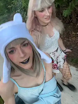 PeachyPrim online show from July 2026 12:57:02 AM