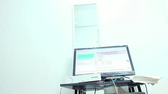 Snapshot of Dalia_20 chatting on February 2025 09:52:01 AM Dalia 20 online show from February 2025 09:52:01 AM