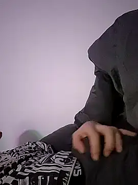 Snapshot of poldek38 chatting on January 2025 03:18:02 AM poldek38 online show from January 2025 03:18:02 AM