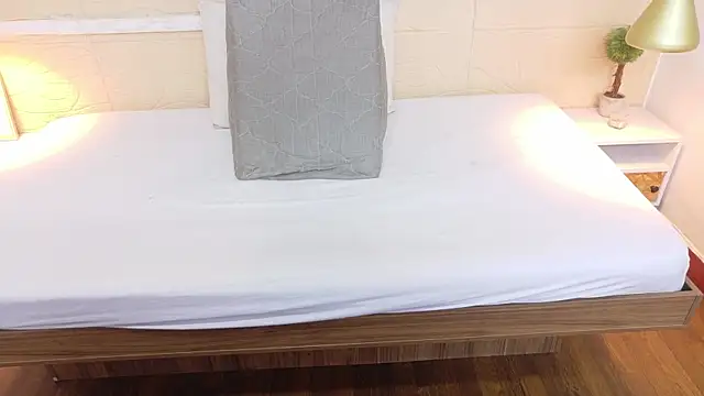 Chocolatte bar online show from February 2025 01:33:02 PM