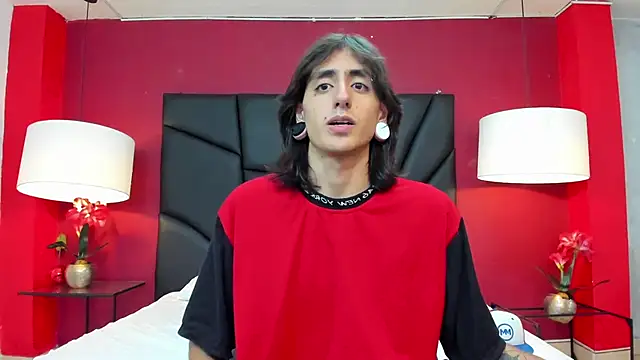 Snapshot of Matthew_Dixonn chatting on December 2024 04:14:01 AM Matthew Dixonn online show from December 2024 04:14:01 AM