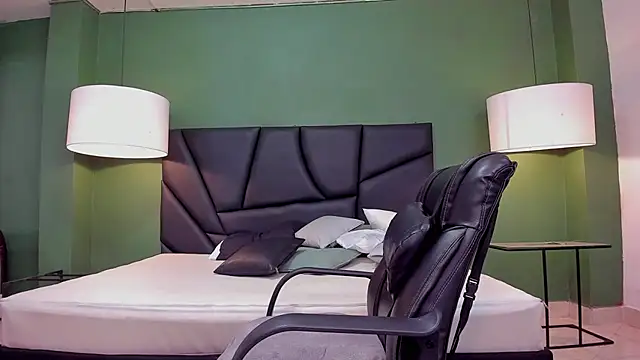 Snapshot of Matthew_Dixonn chatting on January 2025 10:17:02 PM Matthew Dixonn online show from January 2025 10:17:02 PM