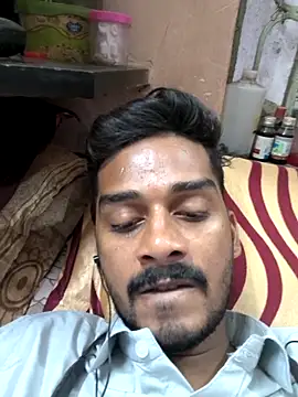 Snapshot of arppyyyxx chatting on October 2025 05:42:01 PM arppyyyxx online show from October 2025 05:42:01 PM