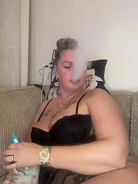 vanessaNL online show from February 2025 09:56:01 PM