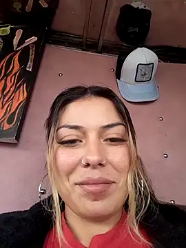Sweel Leyva18 online show from July 2026 04:33:02 PM