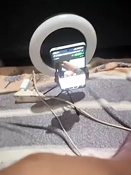 Snapshot of Scarlett-Leh chatting on December 2024 08:37:01 PM Scarlett-Leh online show from December 2024 08:37:01 PM