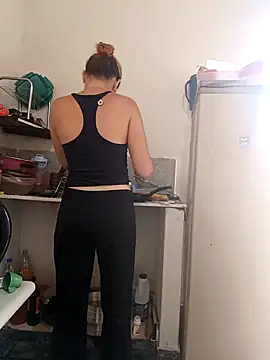 Snapshot of Scarlett-Leh chatting on January 2025 01:36:02 PM Scarlett-Leh online show from January 2025 01:36:02 PM