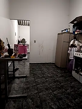 Snapshot of Scarlett-Leh chatting on March 2025 10:27:02 PM Scarlett-Leh online show from March 2025 10:27:02 PM