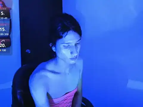 Snapshot of Safiro_Queen chatting on February 2025 01:11:02 AM Safiro Queen online show from February 2025 01:11:02 AM