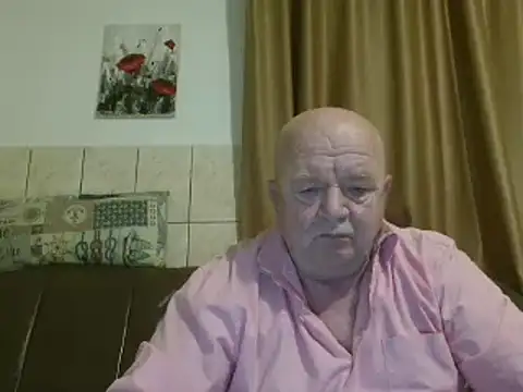 Snapshot of fullballs6 chatting on February 2025 03:18:01 AM fullballs6 online show from February 2025 03:18:01 AM