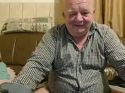 Snapshot of fullballs6 chatting on March 2025 03:08:01 AM fullballs6 online show from March 2025 03:08:01 AM