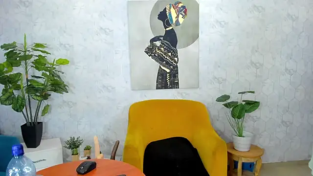 MirandaRossi online show from December 2024 05:42:01 AM