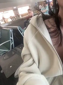 zqq5522 online show from December 2025 08:45:01 AM