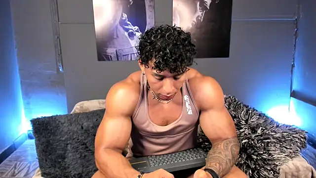 bradley smith online show from December 2025 05:39:02 AM