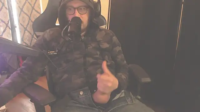 chicostick413 online show from February 2026 08:03:02 PM