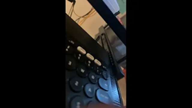 bigtennesseeboy online show from April 2026 01:01:02 PM