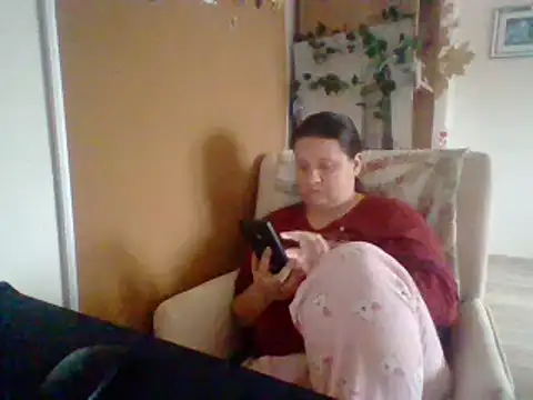 Snapshot of ReifeVenna chatting on December 2024 09:51:01 AM ReifeVenna online show from December 2024 09:51:01 AM