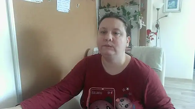 Snapshot of ReifeVenna chatting on January 2025 10:20:02 AM ReifeVenna online show from January 2025 10:20:02 AM