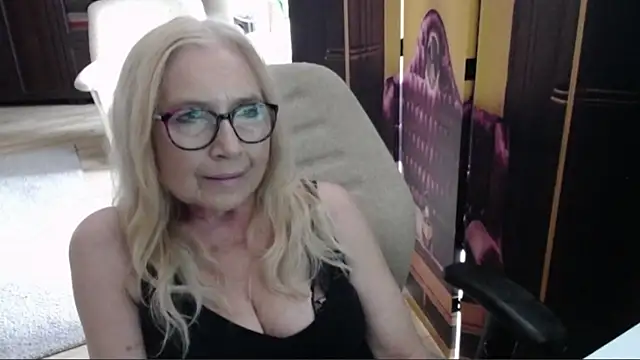 Snapshot of sofia_xkiss chatting on July 2026 01:50:02 PM sofia xkiss online show from July 2026 01:50:02 PM