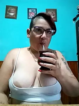 Snapshot of valkiria_08 chatting on January 2025 09:32:02 AM valkiria 08 online show from January 2025 09:32:02 AM