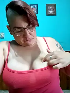 Snapshot of valkiria_08 chatting on January 2025 11:03:01 AM valkiria 08 online show from January 2025 11:03:01 AM